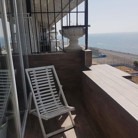 Apartment Magnolia Batumi Exterior photo