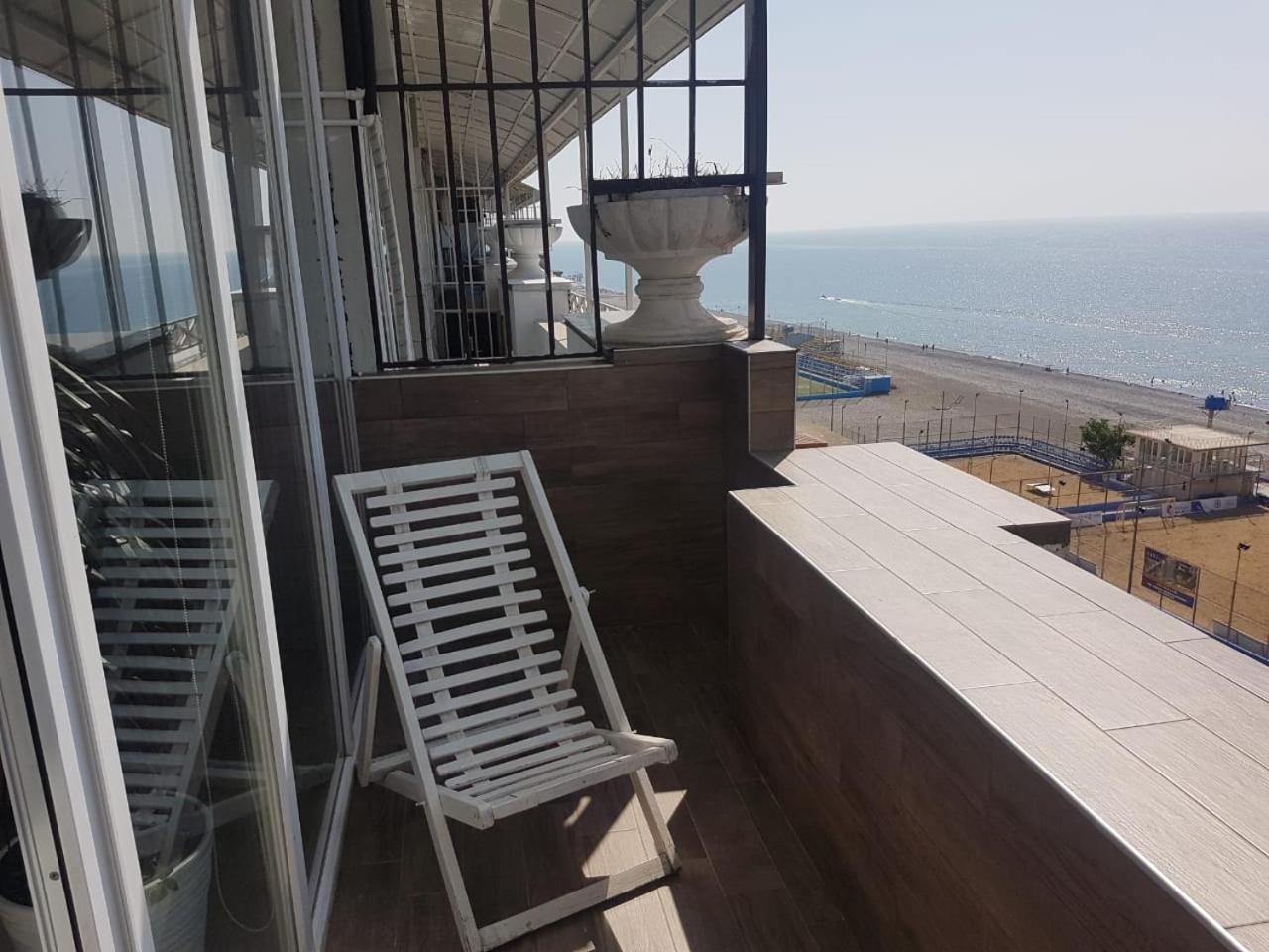 Apartment Magnolia Batumi Exterior photo